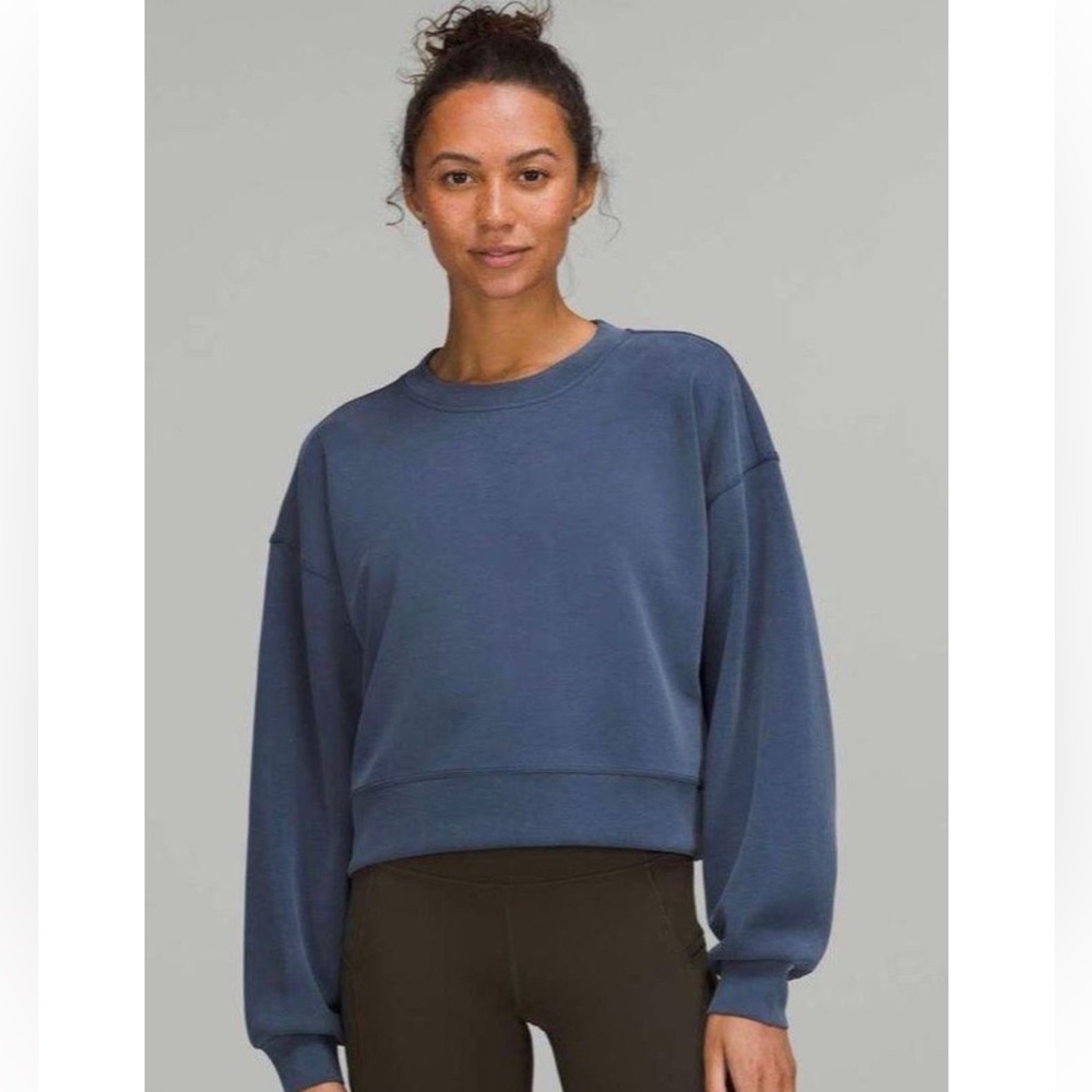 Lululemon Perfectly Oversized Cropped Crew mineral blue 2